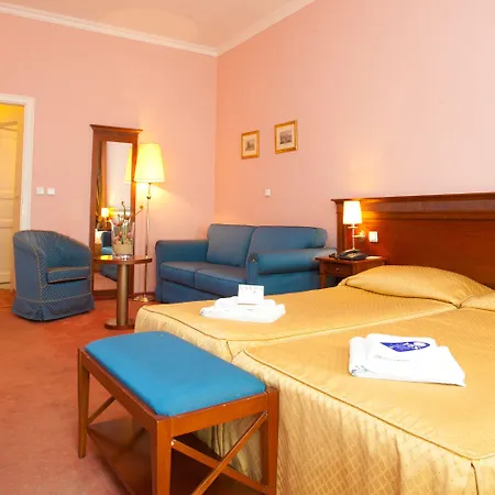 Louis Leger - Czech Leading Prag