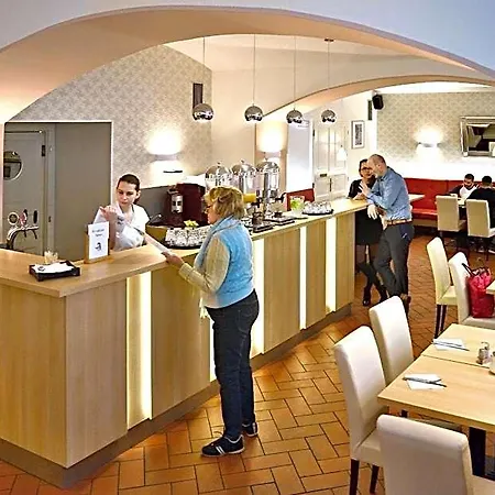 Louis Leger - Czech Leading Hotel