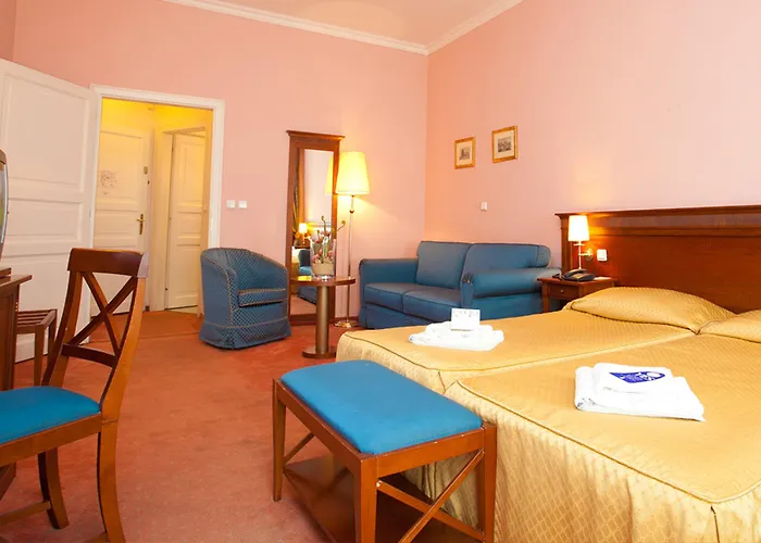 Louis Leger - Czech Leading