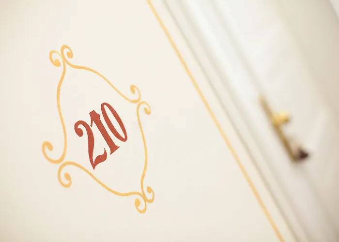 Hotel Louis Leger 4*