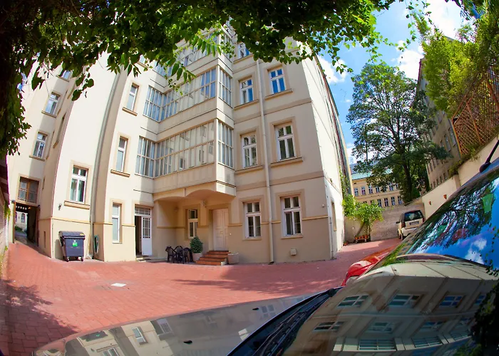 Louis Leger - Czech Leading Prag