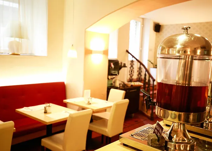 Hotell Louis Leger - Czech Leading Prag